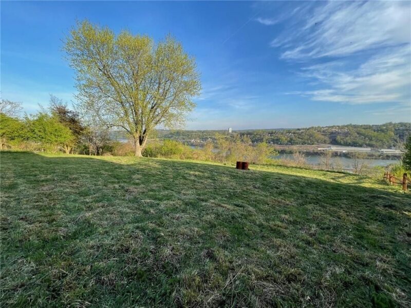 758 Parkview Blvd — photo 4