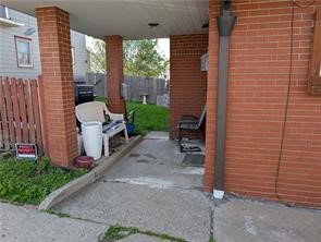 585 Fayette — photo 4