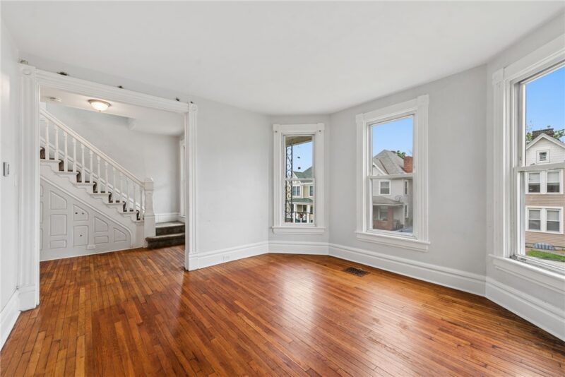 512 Sidney St — photo 5