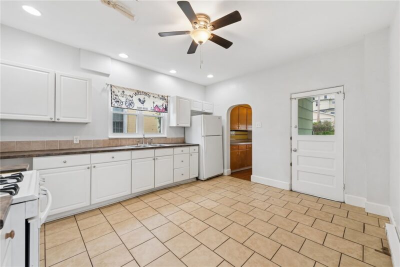 512 Sidney St — photo 8