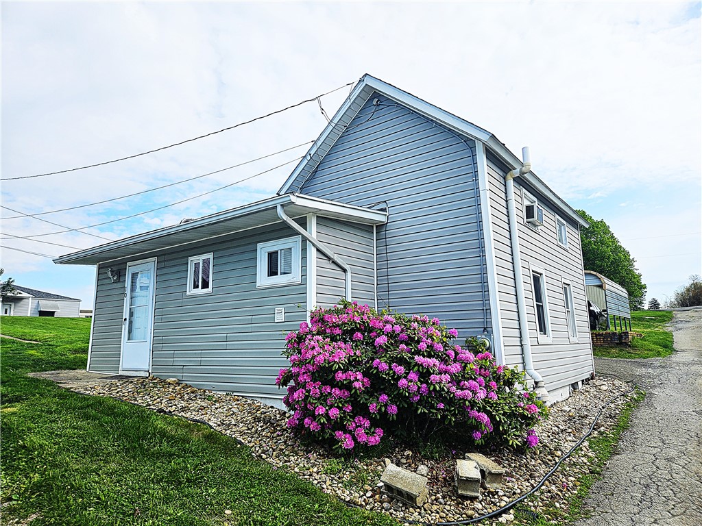 10 Eggers Ave — photo 1