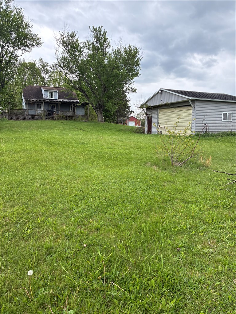 105 Lentz Rd — photo 7