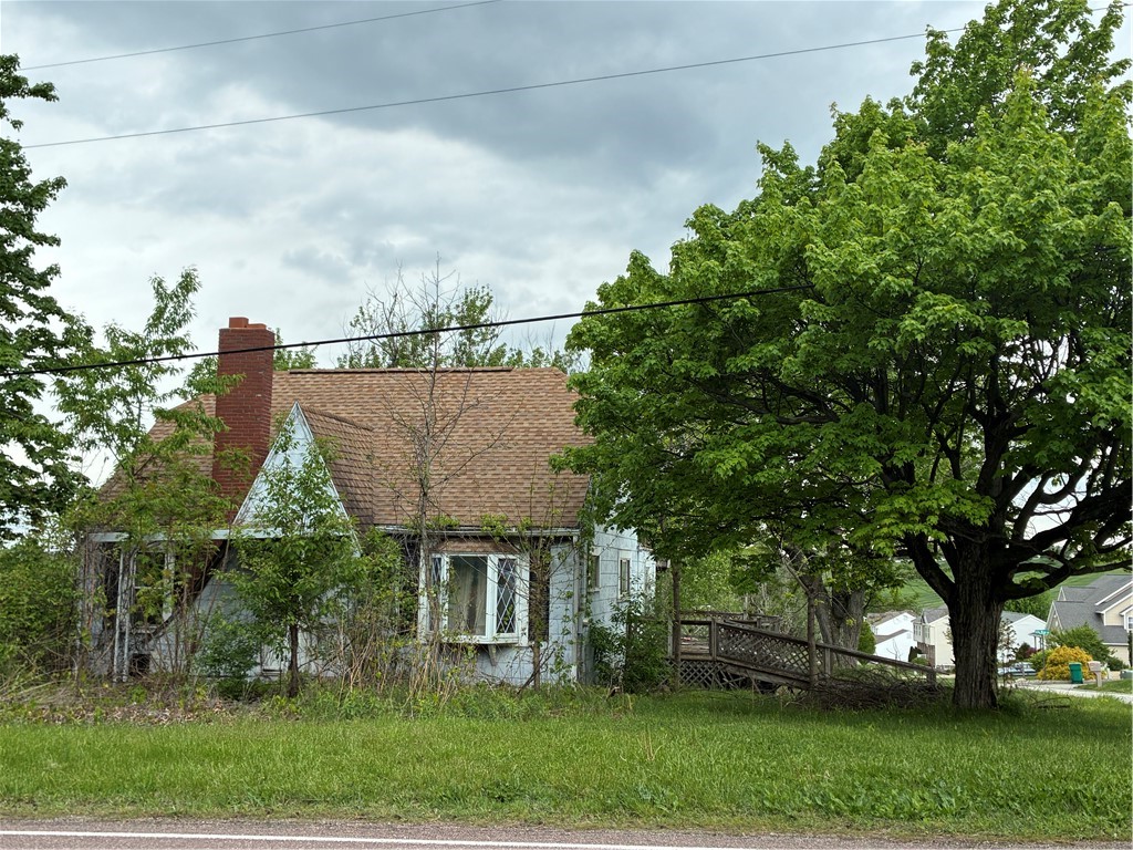 105 Lentz Rd — photo 1