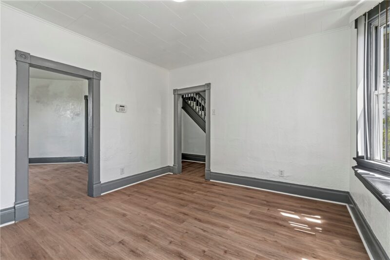 519 Wilson Avenue — photo 5