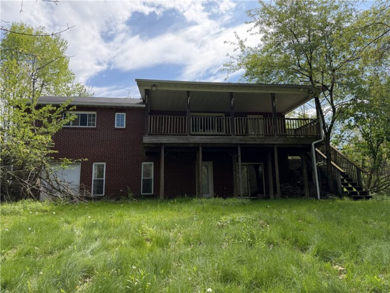 106 COUNTRY LANE — photo 3