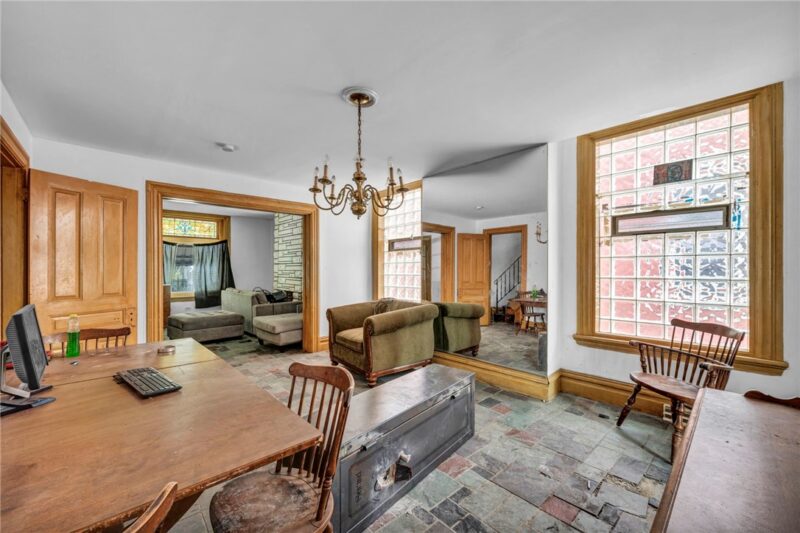 6836 Kelly Street — photo 8