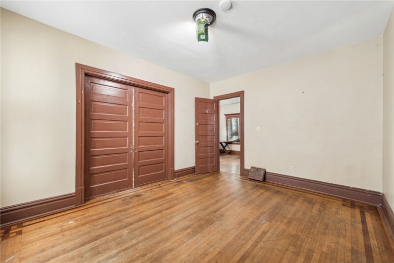 318 WASHINGTON AVE — photo 7