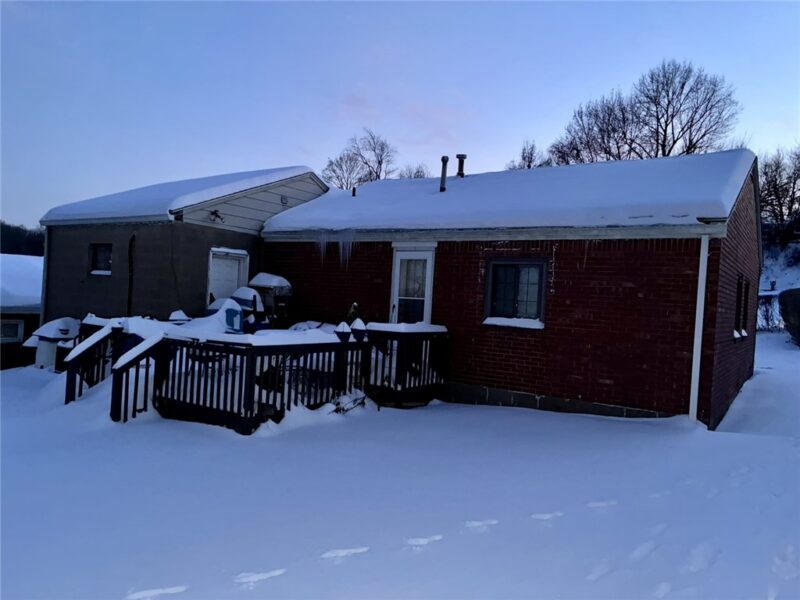 719 Memory Ln — photo 2