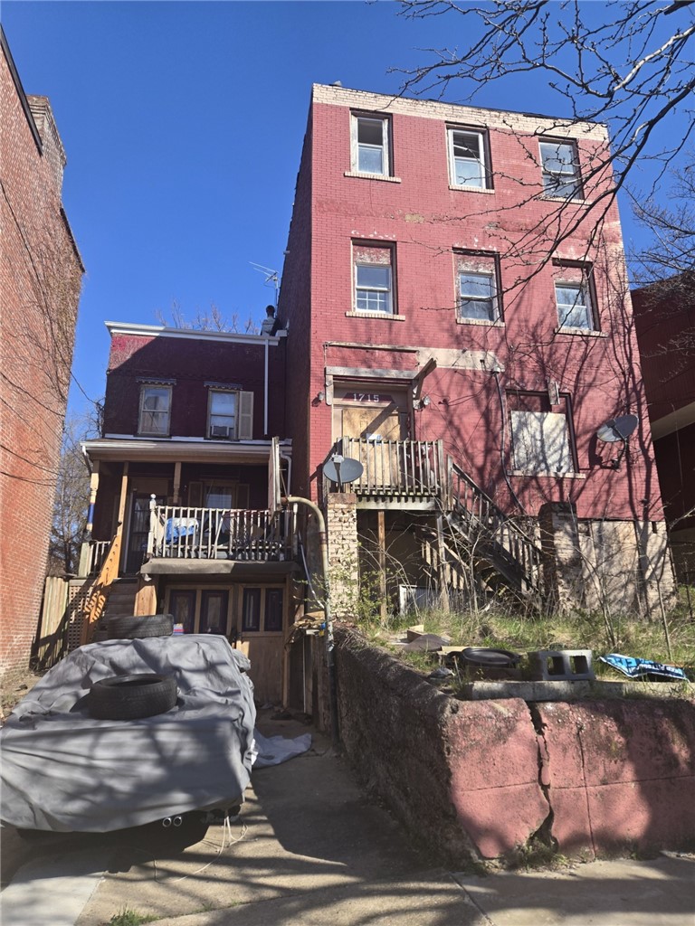 1715 Bedford Ave — photo 1
