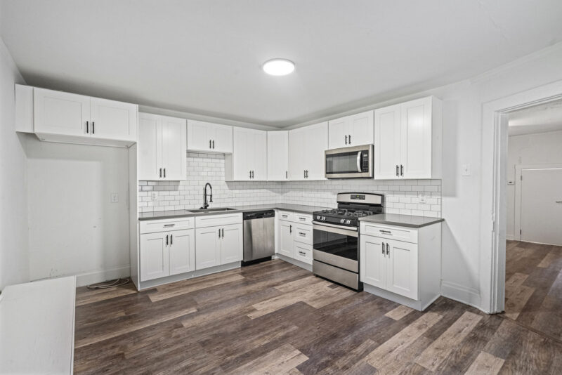 231 Coal Valley Rd — photo 5