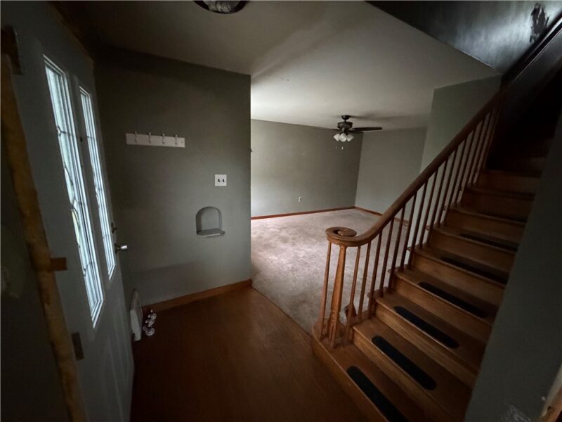 907 Woodlawn Ave — photo 5