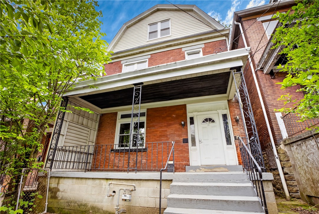 5404 Black St — photo 1