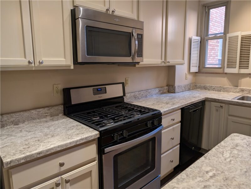 144 N Dithridge St 403 — photo 4
