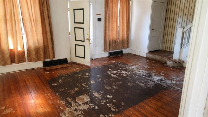 1600 Leishman Ave — photo 6