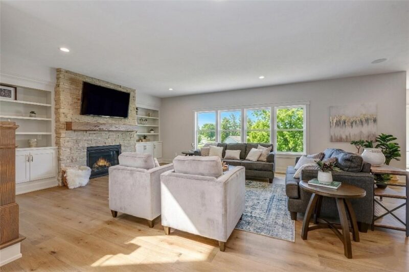 153 Wild Briar Drive — photo 2