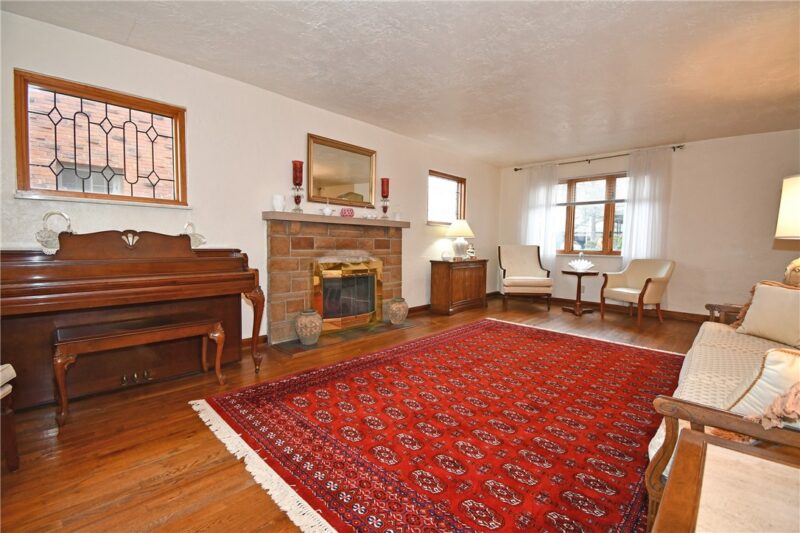 3905 Brownsville Rd — photo 8