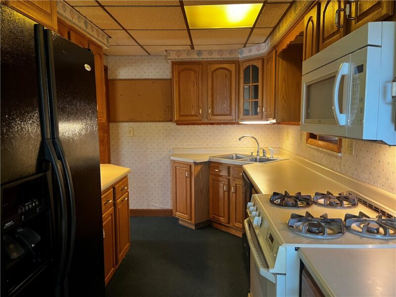 560 Sells Ln — photo 4