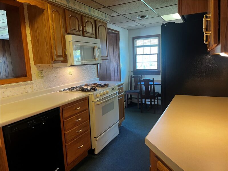 560 Sells Ln — photo 5