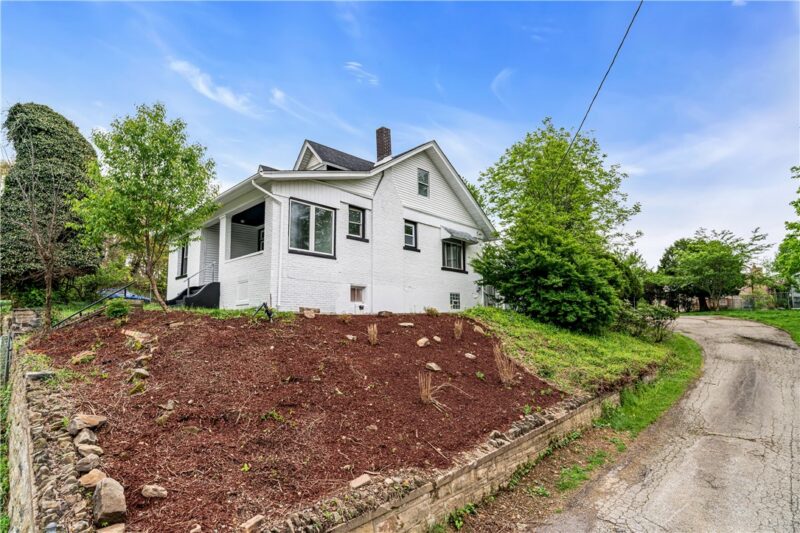2123 Grandview Avenue — photo 4