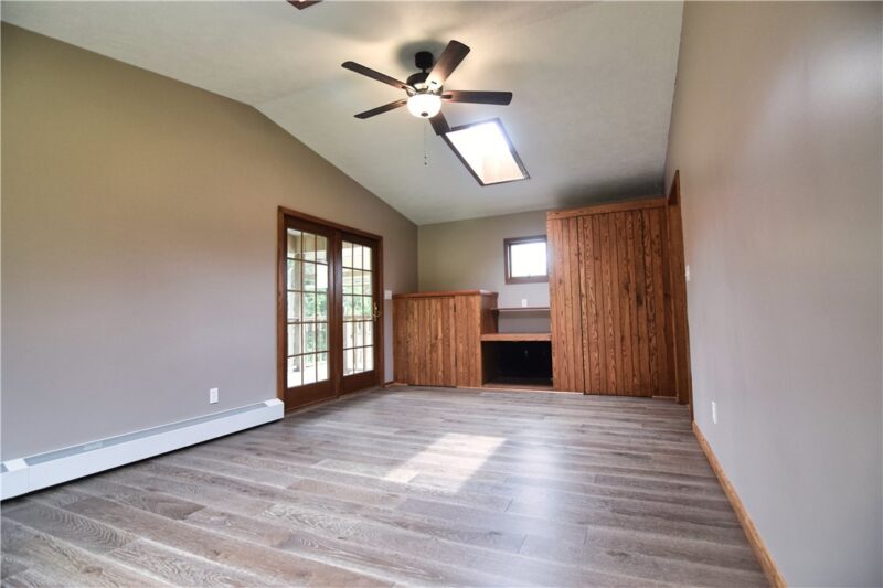 2192 US 62 — photo 5