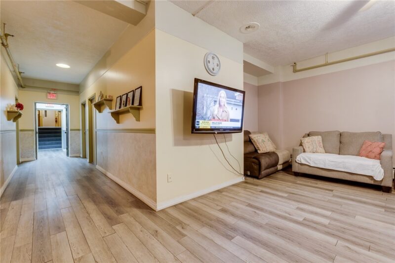 3768 Willow Ave — photo 7