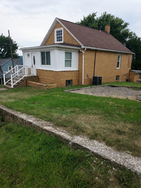 1001 Short St — photo 2
