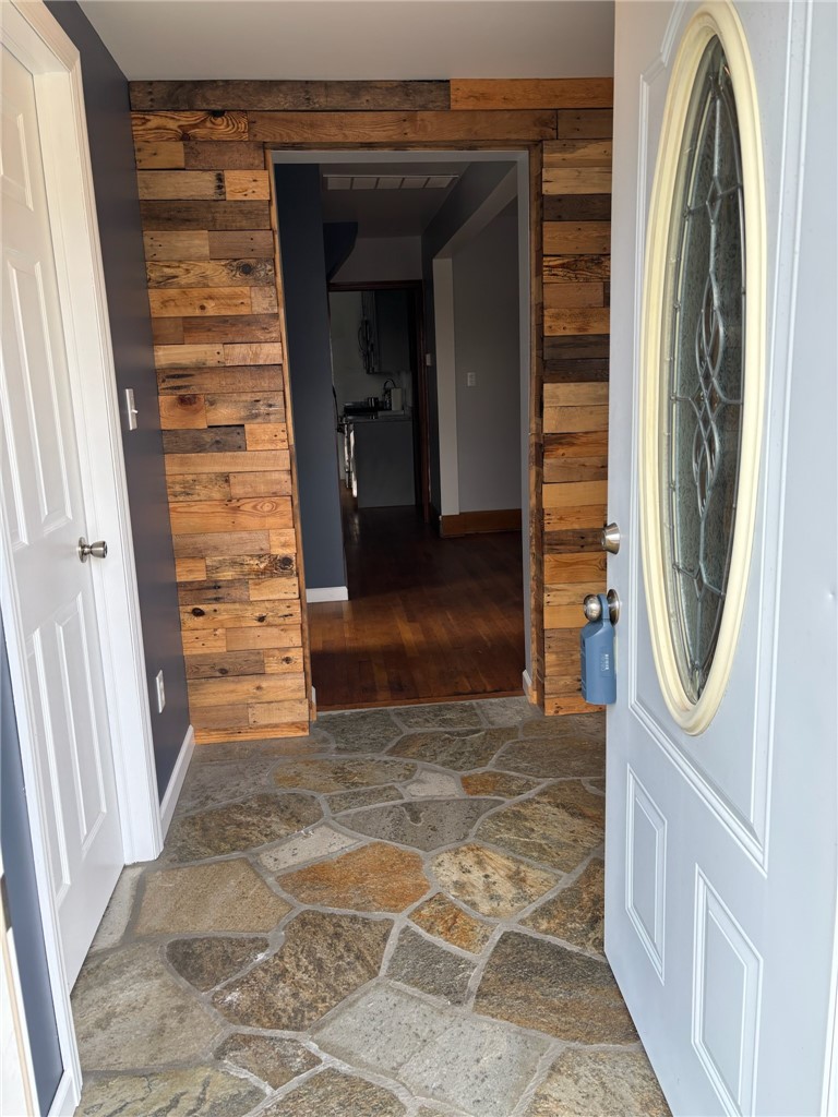 1001 Short St — photo 6