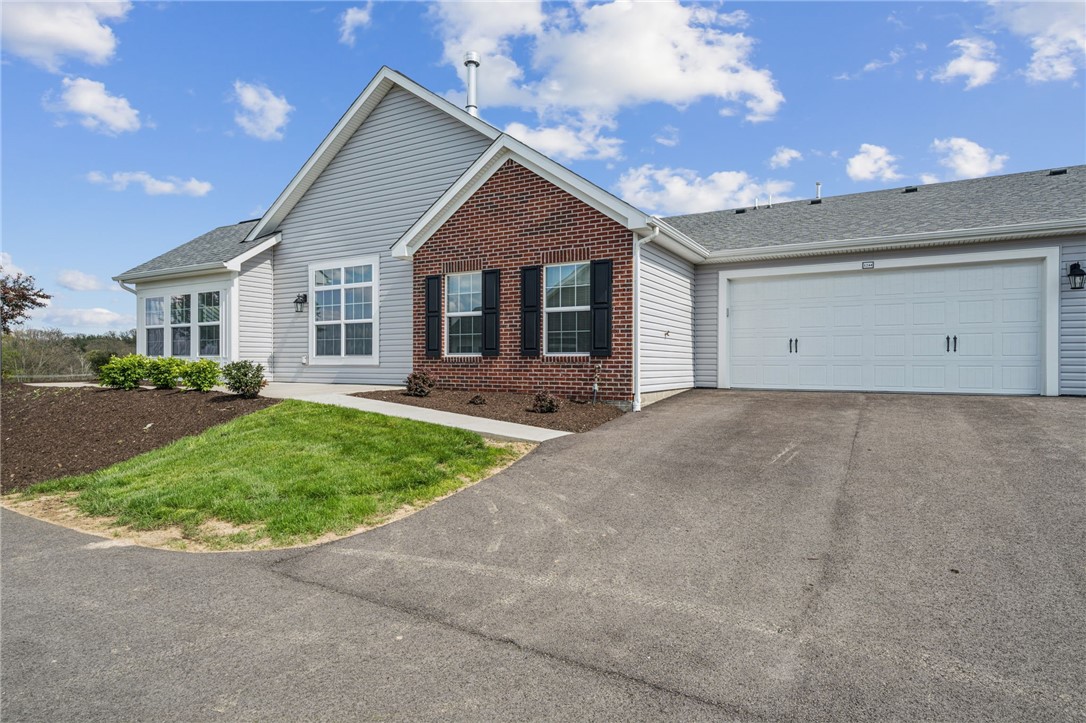 1244 Sandy Ridge Dr — photo 1