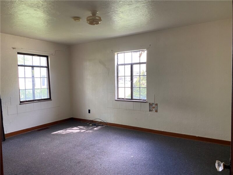 916 Russellton Rd. — photo 3