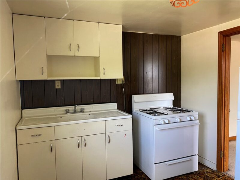 916 Russellton Rd. — photo 5