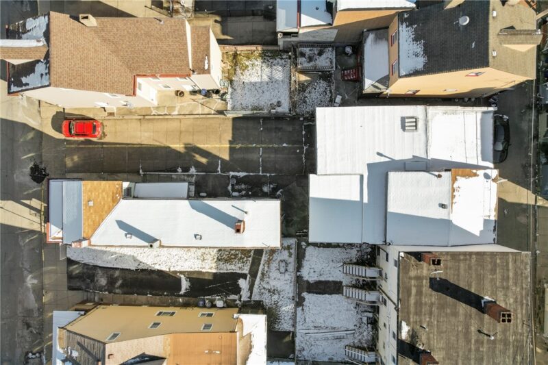 327-329 Ella St — photo 7