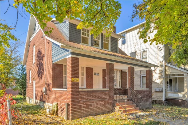 563 Coleman Ave — photo 3