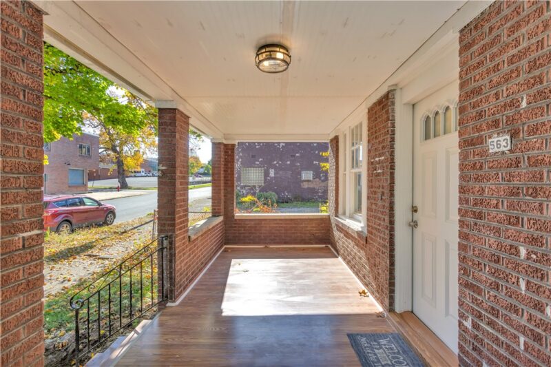 563 Coleman Ave — photo 7