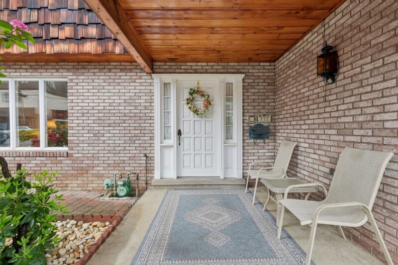 517 Cavitt Avenue — photo 4
