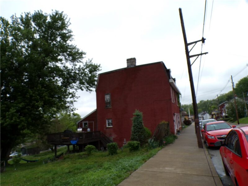 207-209 N 2nd St — photo 2