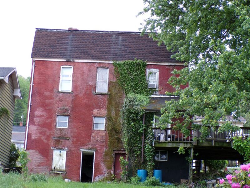207-209 N 2nd St — photo 6