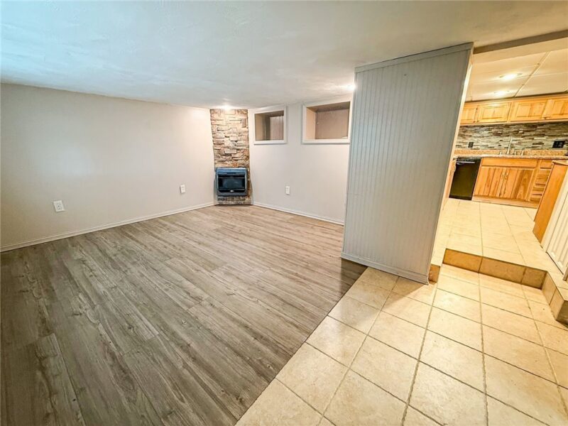 159 Washington St — photo 4