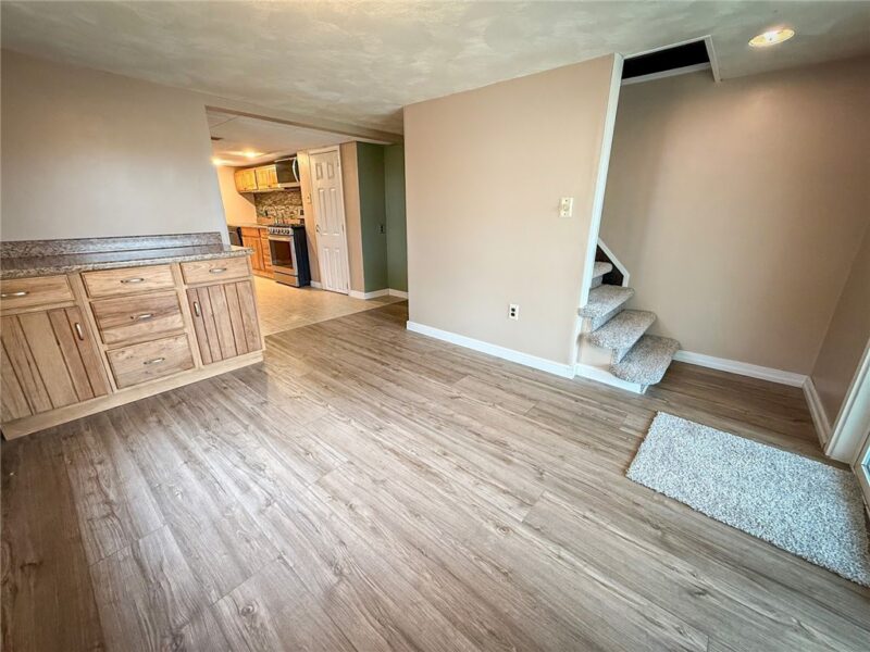 159 Washington St — photo 8