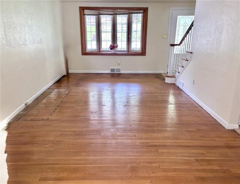 216 CARMELLA DRIVE — photo 8