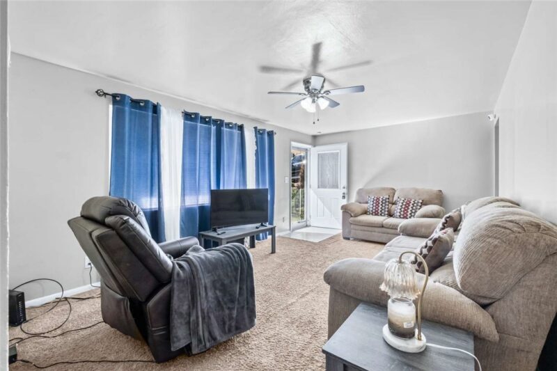 231 Webster Dr — photo 5