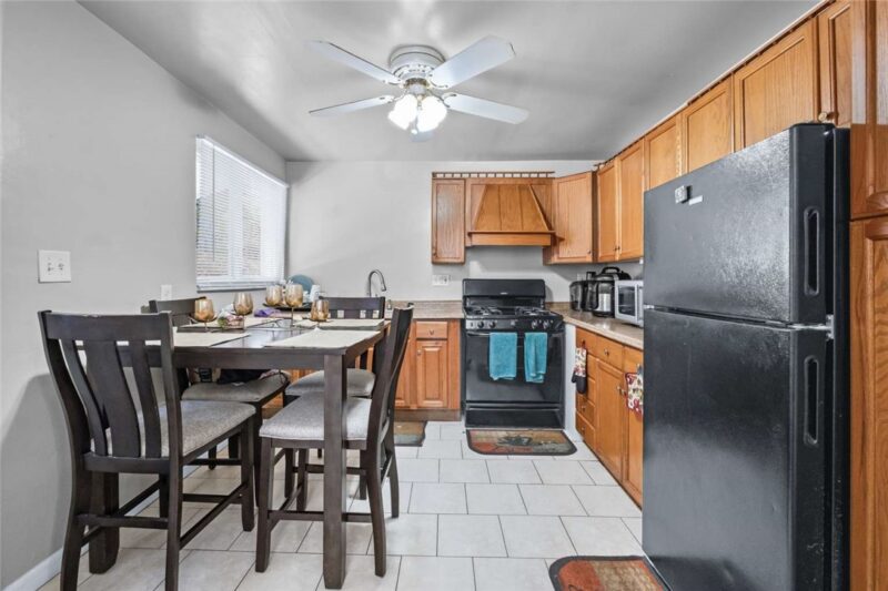 231 Webster Dr — photo 6