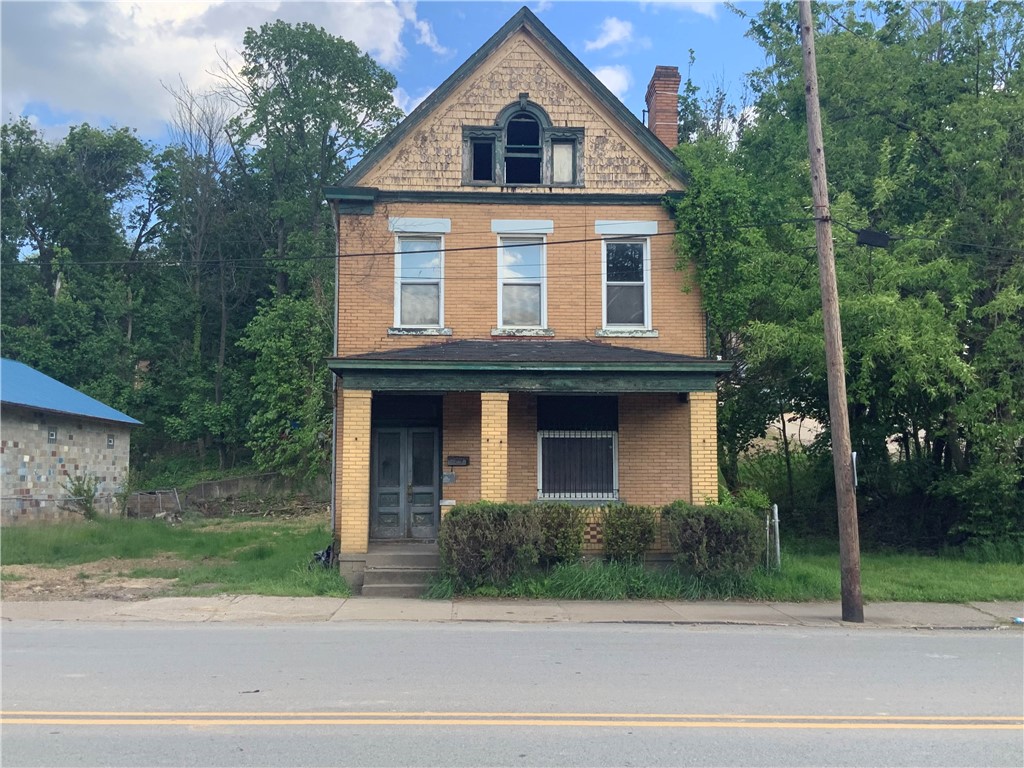 1102 Swissvale Ave — photo 1