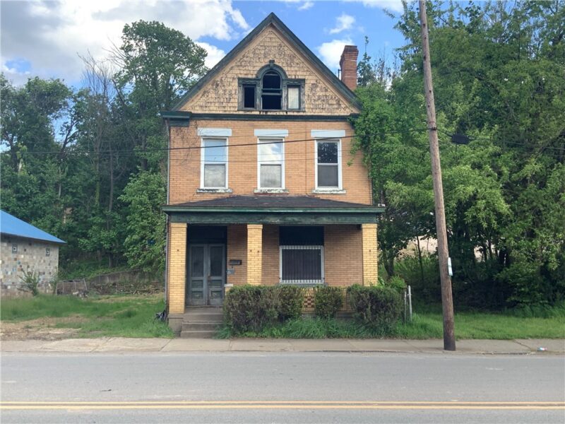 1102 Swissvale Ave — photo 3
