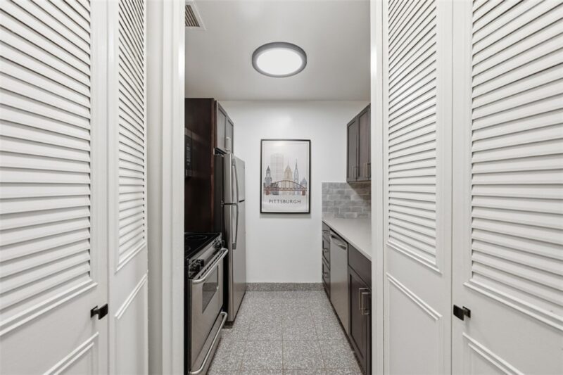 112 Washington Place 19C — photo 6