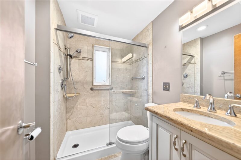 103 MINNOCK DRIVE — photo 3