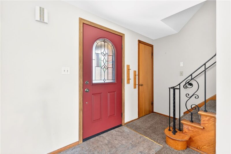 103 MINNOCK DRIVE — photo 7