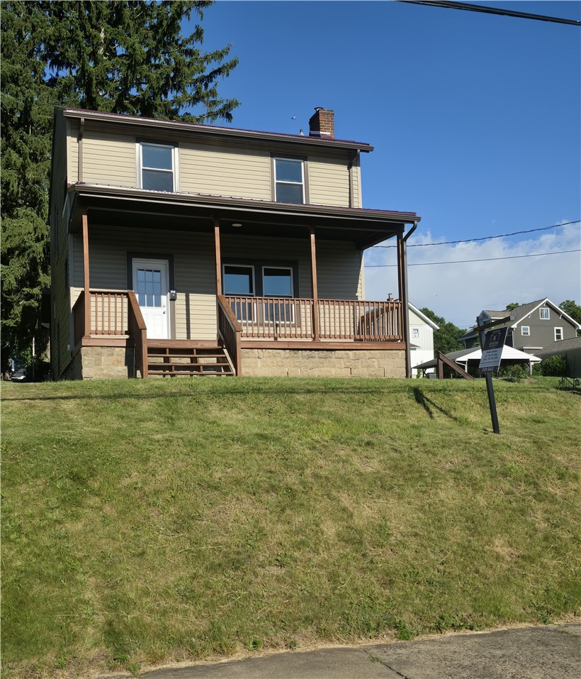 428 Pershing Dr — photo 1