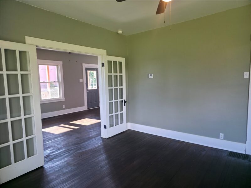 428 Pershing Dr — photo 4