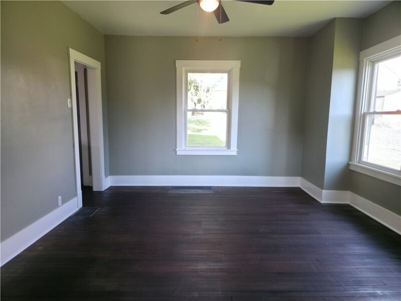 428 Pershing Dr — photo 8