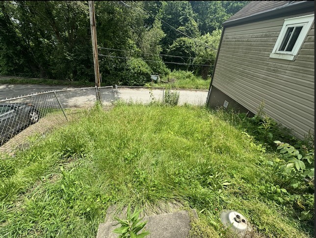1421 Ridge Ave — photo 8